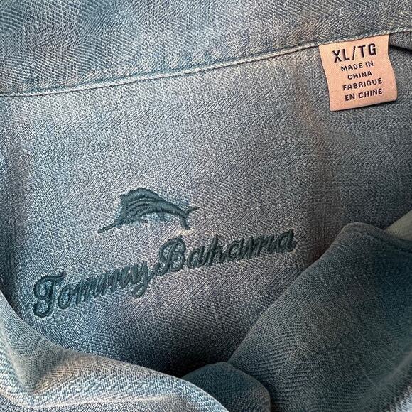 Tommy Bahama Silk Kamari Border Classic Fit Camp Shirt Blue Size XL - Picture 2 of 11